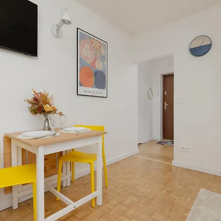Appartement Sweet Lemon Saska Kepa Next To Vistula River By Renters Varsovie
