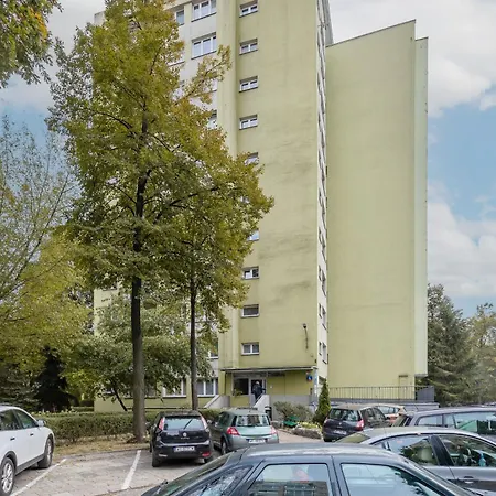 Sweet Lemon Saska Kepa Next To Vistula River By Renters Varsovie